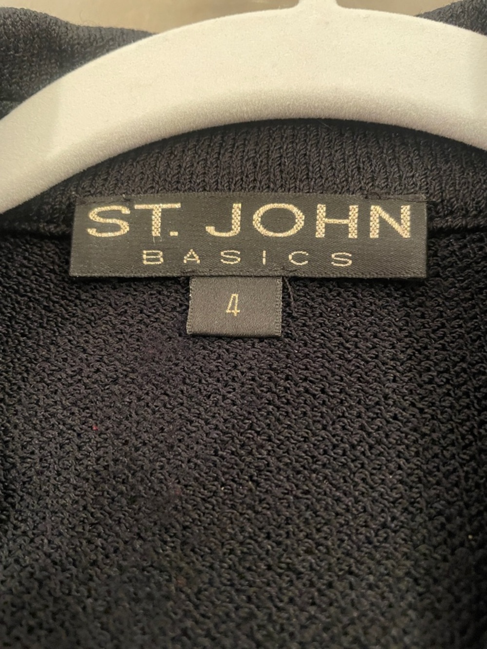 St John authentic black knit 3pc pantsuit sz 4 - Picture 7 of 10